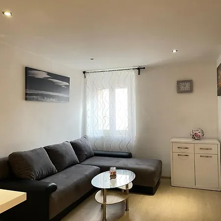 Zadar Beach Apartments דירה זאדאר