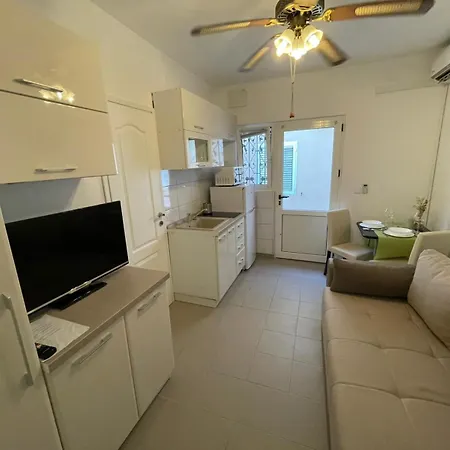 דירה Zadar Beach Apartments *