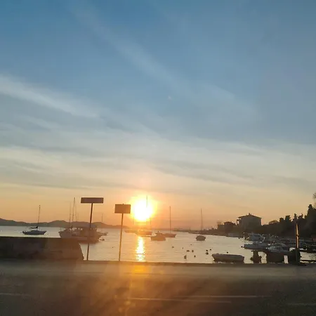 דירה Zadar Beach Apartments *