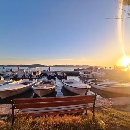 Zadar Beach Apartments דירה זאדאר